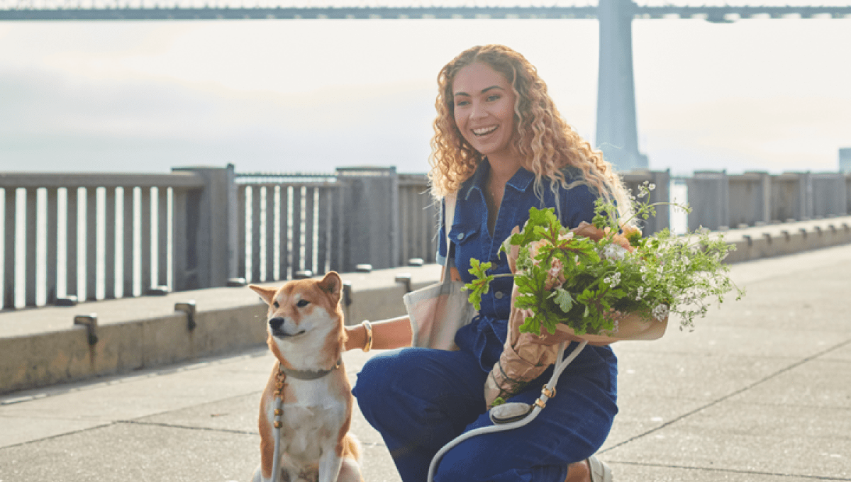 woman with dog on Embarcadero