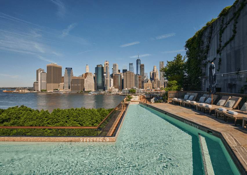 루프탑 수영장 데크