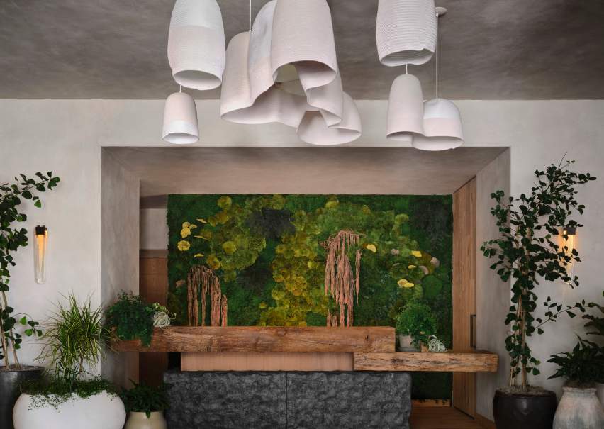 Front desk at the lobby 