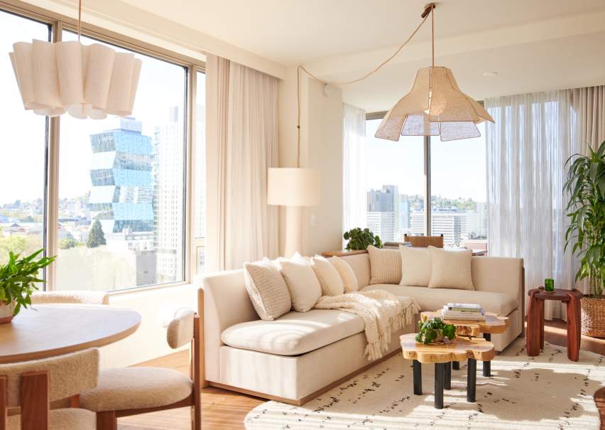 Living Room in Space Needle 1 Bed Suite