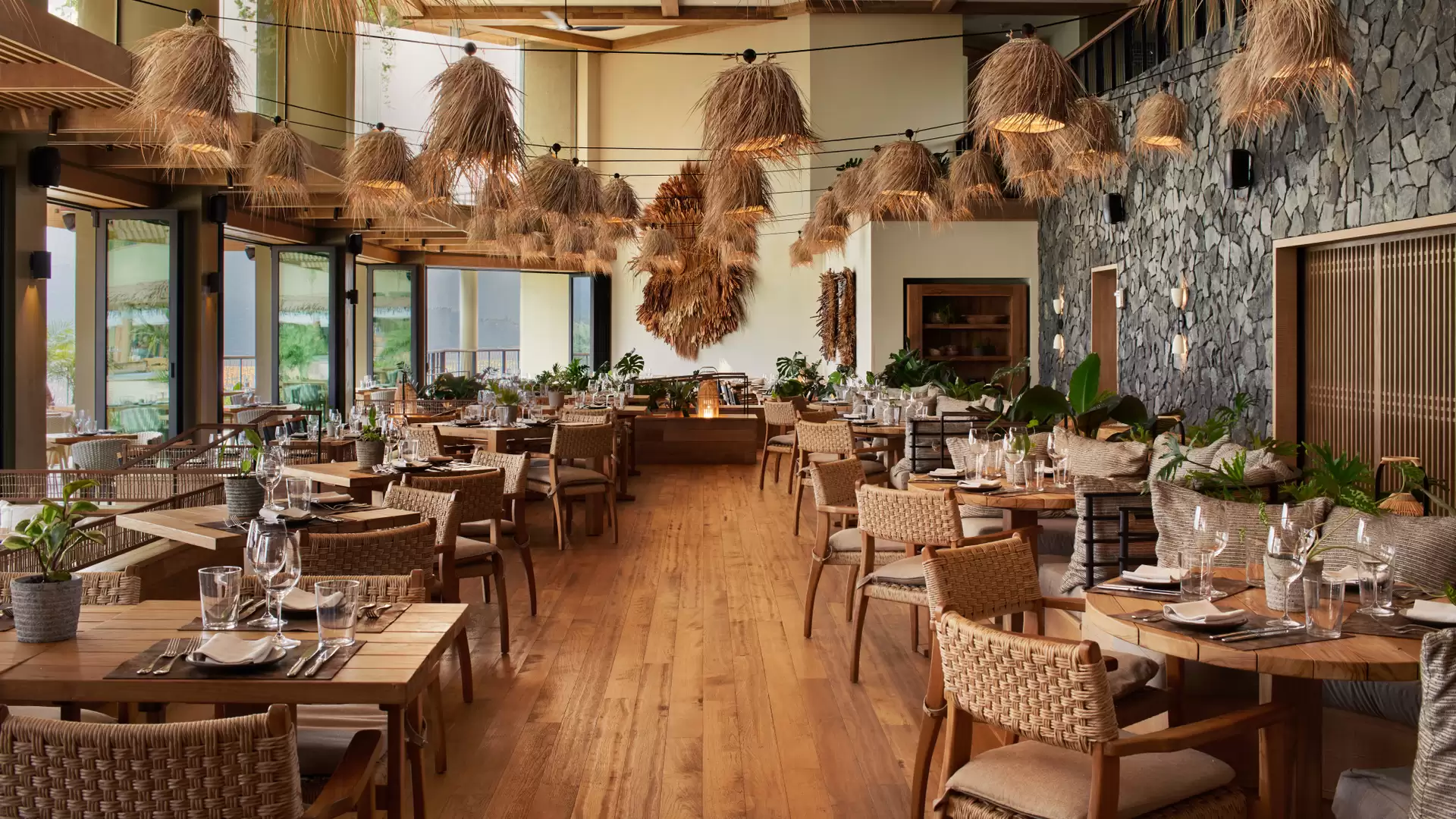Westin nanea restaurant online