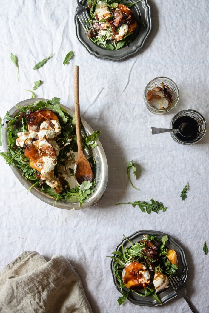 peach burrata salad