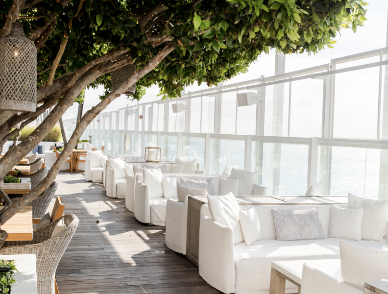 Read 12 Essential Miami Rooftop Bars With Jaw-Dropping Views