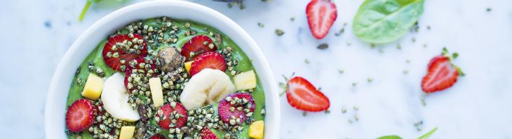 smoothie bowl with avacodo