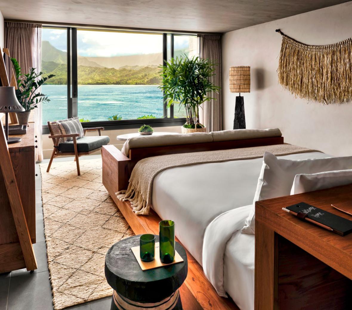 King Ocean View Room at 1 Hotel Hanalei Bay