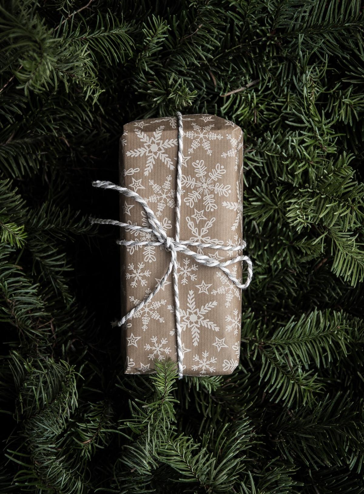 Read That's a Wrap: Our Favorite Sustainable Gifts for the Holiday Season